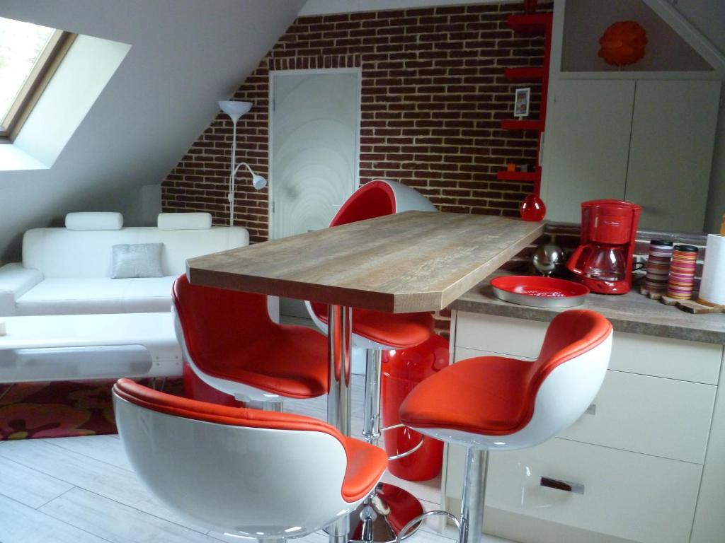Les Gites De La Pomme D'Or Beuzeville Room photo